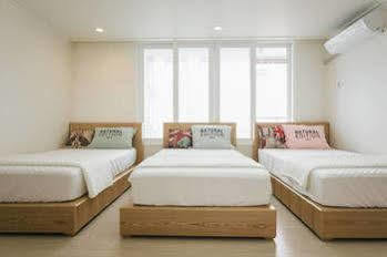 Hotel Spacious In Seoul